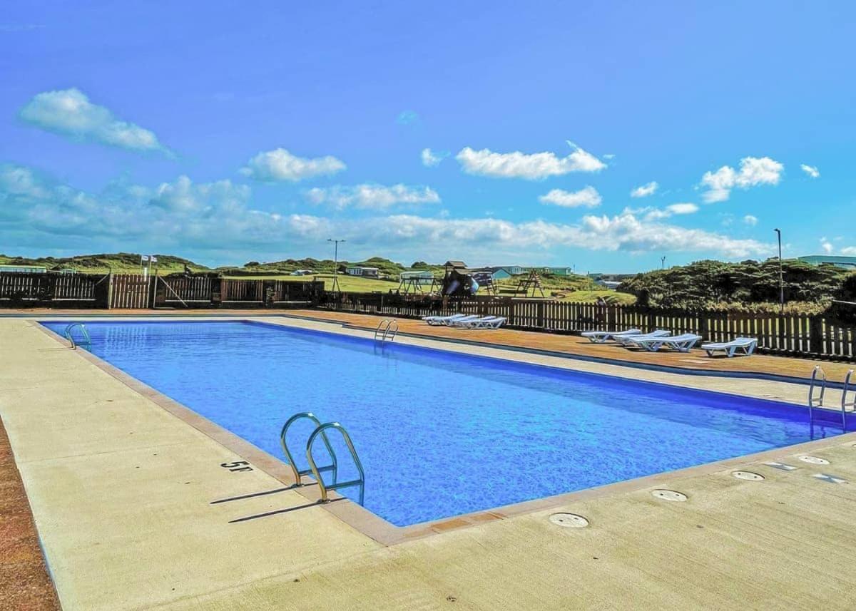 Burrowhead Holiday Village Isle of Whithorn Экстерьер фото