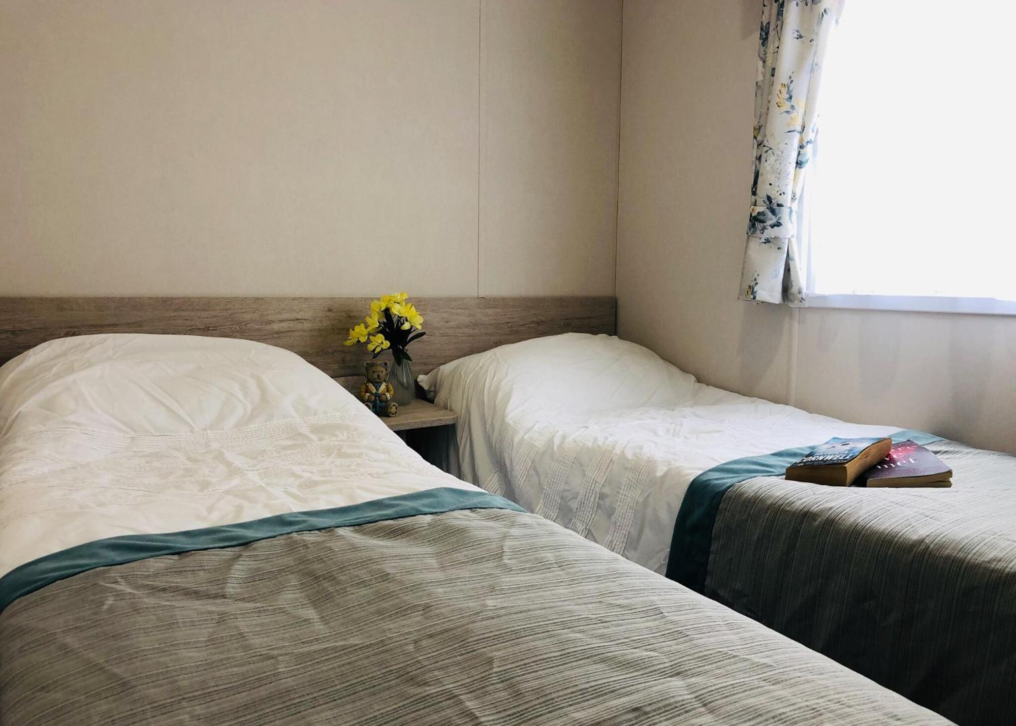 Burrowhead Holiday Village Isle of Whithorn Номер фото